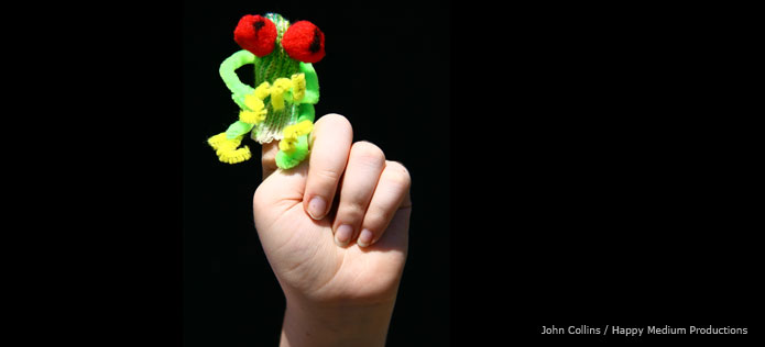 Tree frog finger puppet
